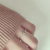 anillo fino con letra